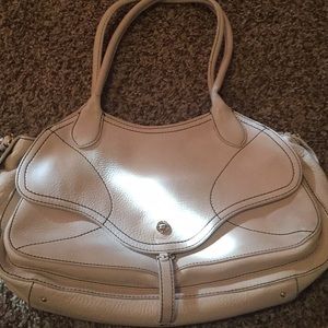 Handbag, can carry on shoulder or arm.